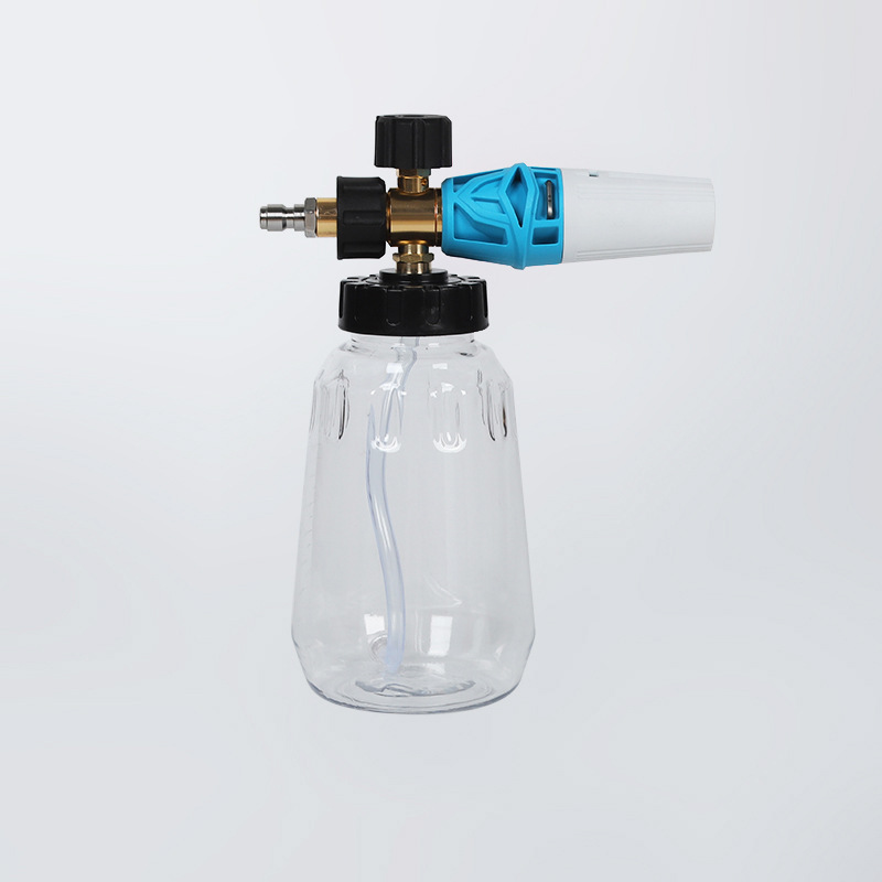 Nagynyomású autómosó pisztoly és hab edény