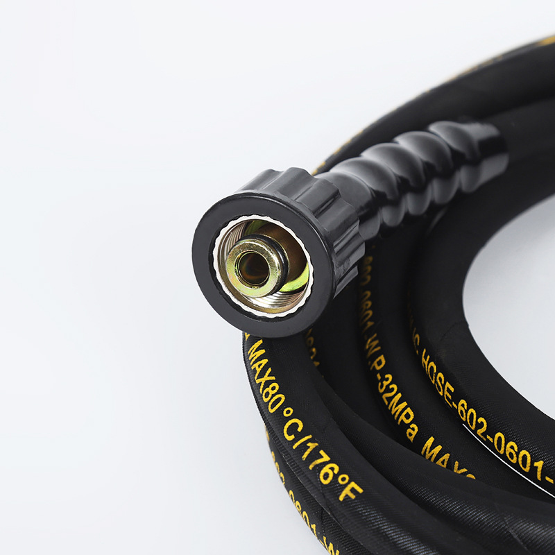 Háztartási vízkiadó-tömlő, nagynyomású vízpisztolyokhoz alkalmas